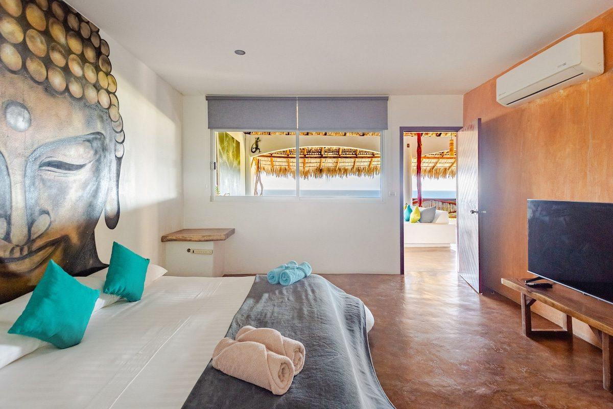 A light-filled bedroom at Raíz, Tierra en Armonía