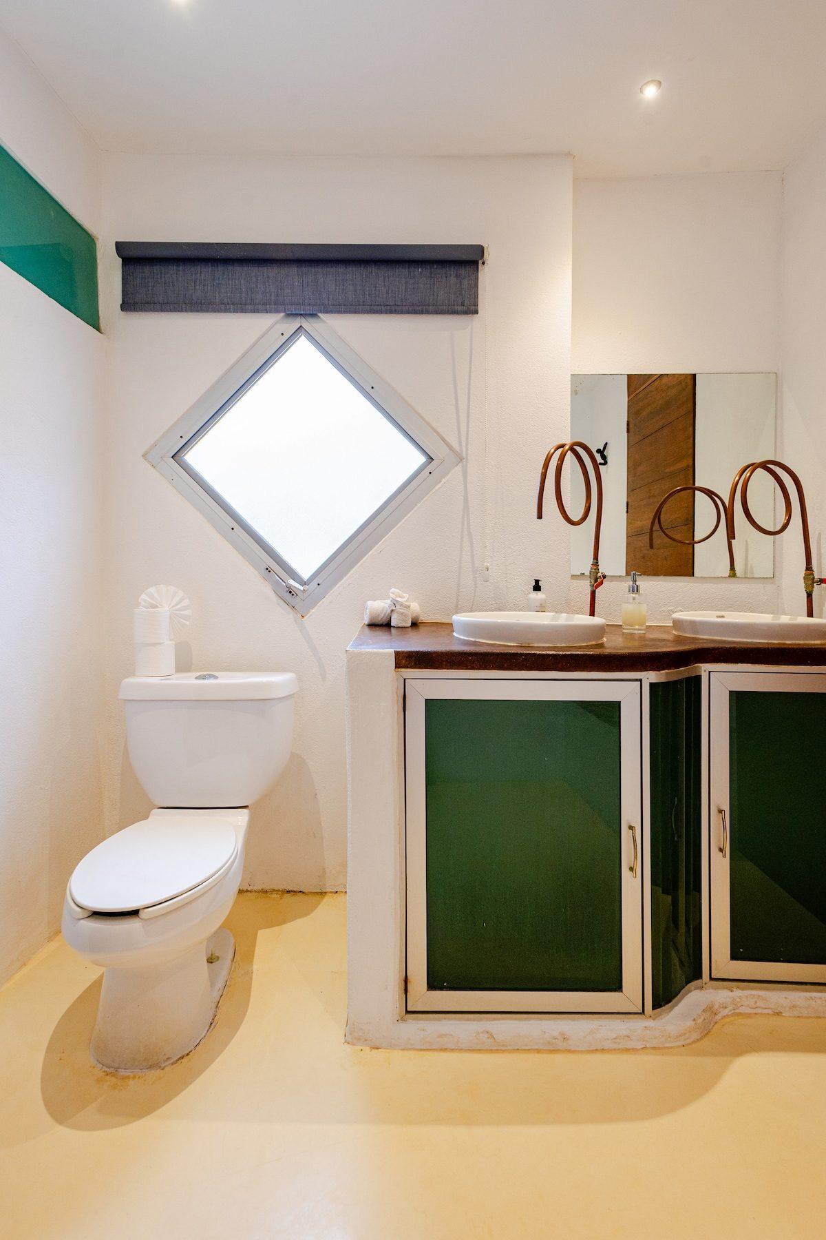 The living space open to the outdoors at Raíz, Tierra en Armonía